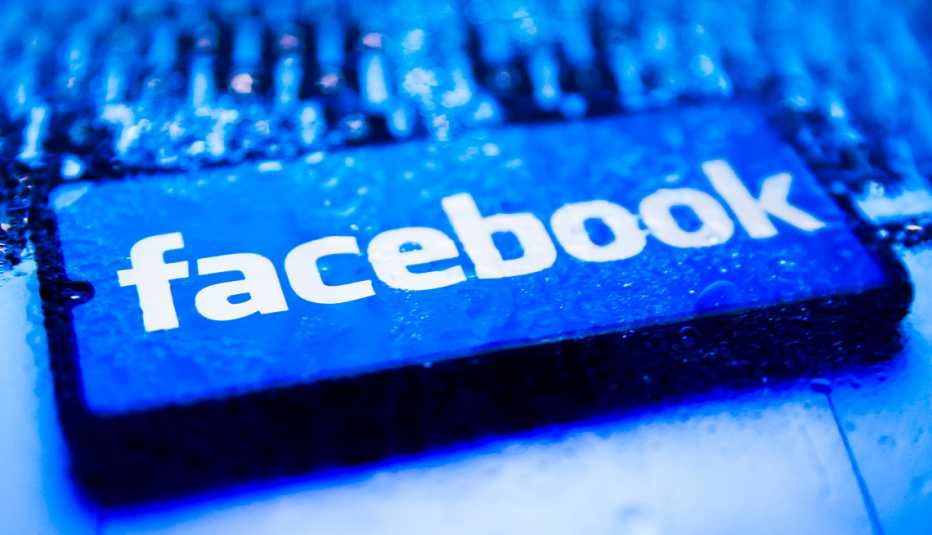 facebook consumer privacy user profile litigation