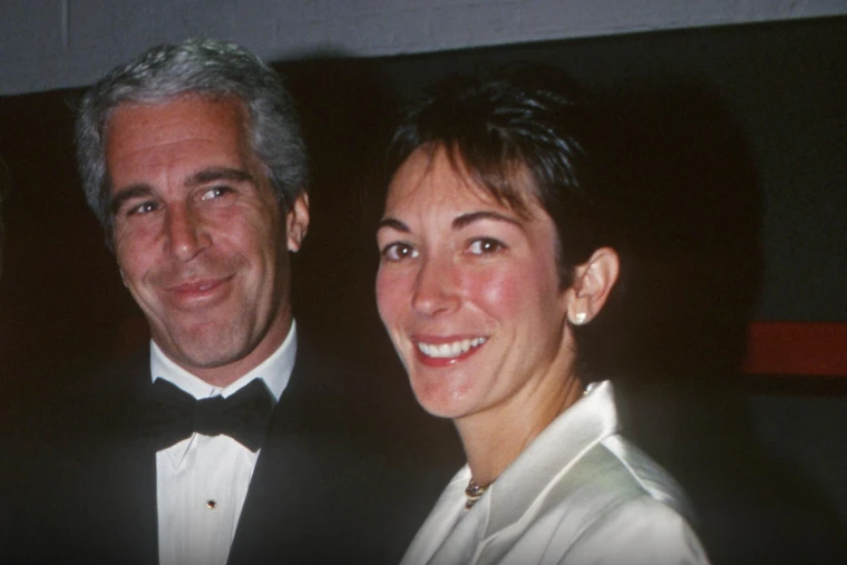 ghislaine maxwell siblings
