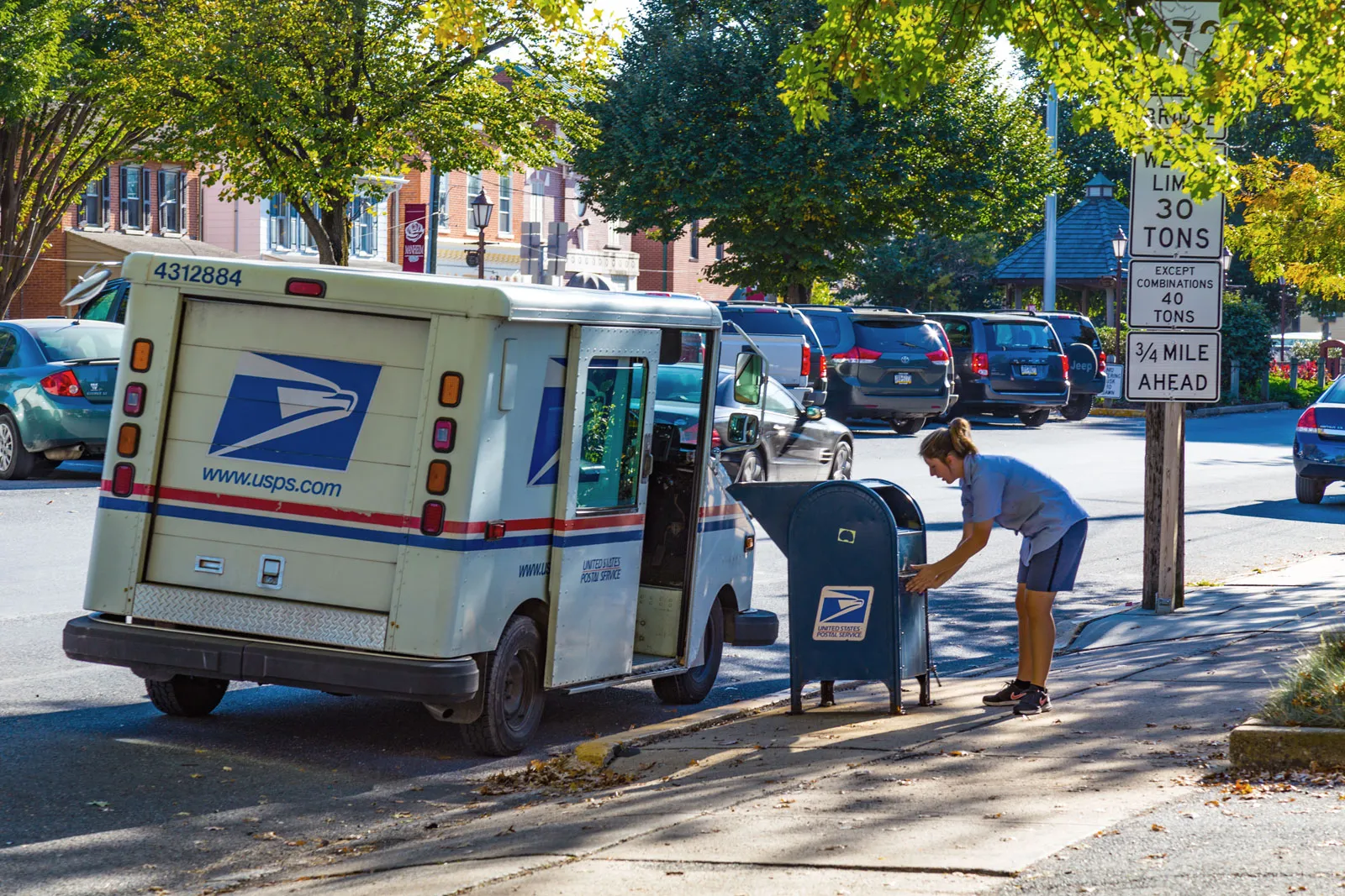 us mail delivery